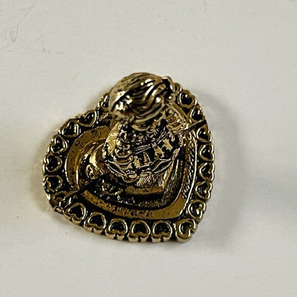 Girl Figure Standing on Heart Pedestal Gold Tone Mini Figurine - Picture 6 of 7